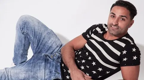 Watch AndyClayton’s Cam Show Live