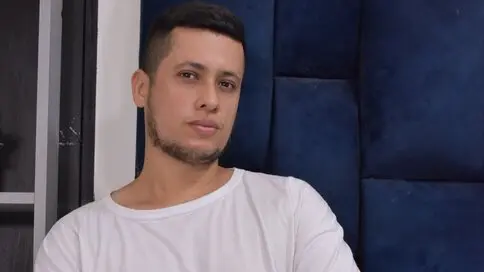 Watch BrusMonk’s Cam Show Live