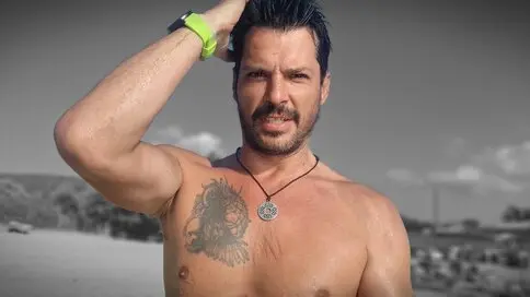 Watch ChrisTopson’s Cam Show Live