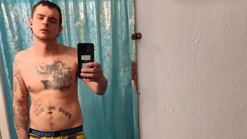 Watch DaleBatz’s Cam Show Live