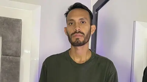 Watch ErickJonness’s Cam Show Live