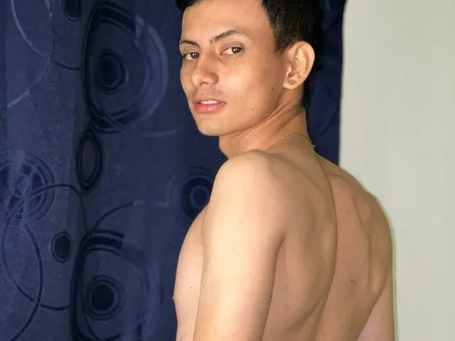 Watch EvansOconer’s Cam Show Live