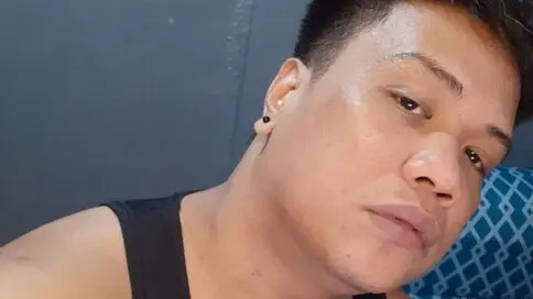 Watch JustinBolt’s Cam Show Live