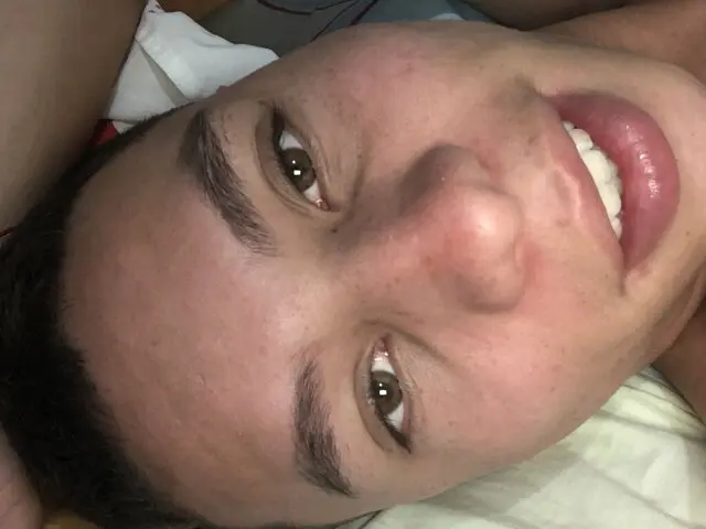 Watch NikPirce’s Cam Show Live