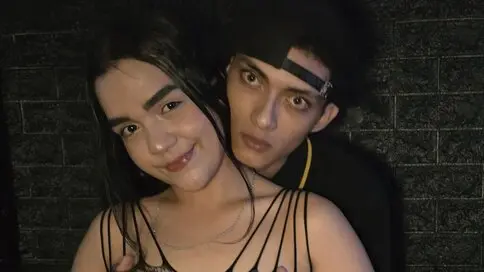 Watch CandiAndFilitt’s Cam Show Live