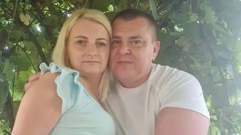 Watch GabiAndRobert’s Cam Show Live