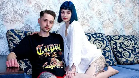 Watch HollyandMelissa’s Cam Show Live