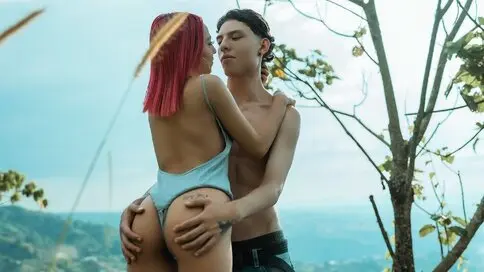 Watch LizahAndJackson’s Cam Show Live