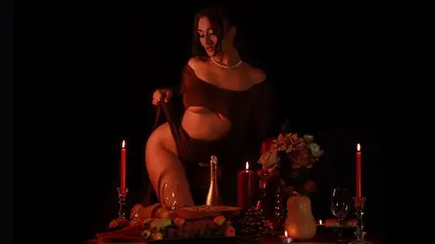 Watch LaurenQuinn’s Cam Show Live