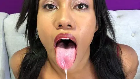 Watch MonicaHo’s Cam Show Live