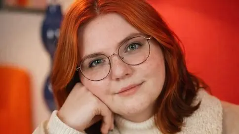 Watch AliceFreeman’s Cam Show Live