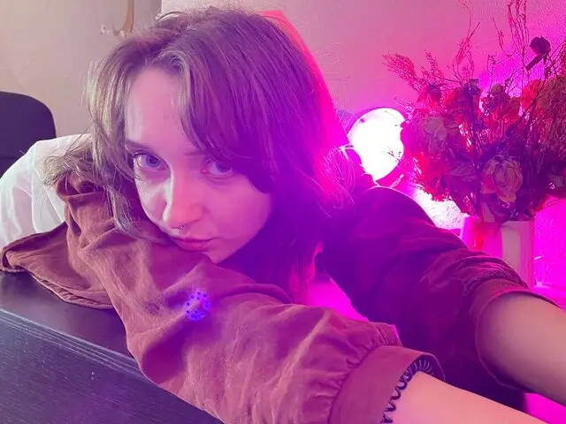 Watch AnyVibes’s Cam Show Live