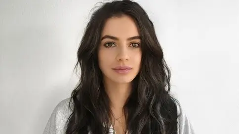 Watch CarliFantasy’s Cam Show Live