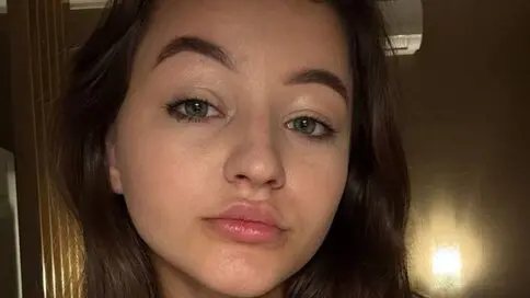 Watch DenisseSkutnik’s Cam Show Live