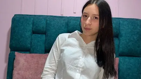 Watch EmyBleer’s Cam Show Live