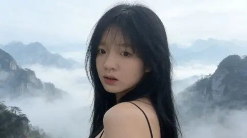 Watch HannahFreya’s Cam Show Live