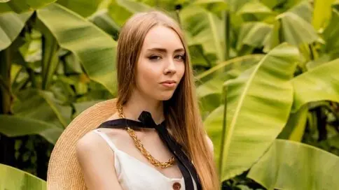 Watch JettieMecca’s Cam Show Live