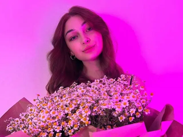 Watch KarminaLivantova’s Cam Show Live