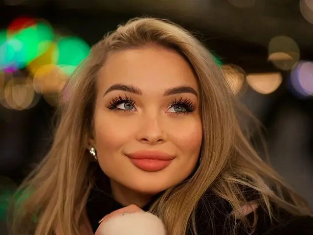 Watch LaylaMorgan’s Cam Show Live