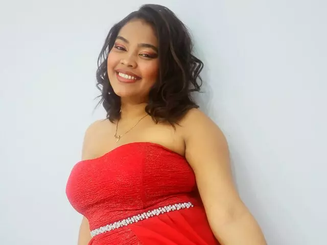 Watch LillitOjeda’s Cam Show Live