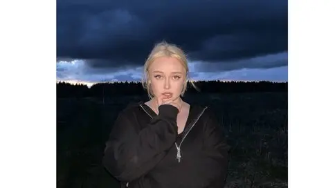 Watch LitaBloom’s Cam Show Live