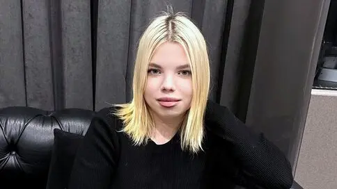 Watch LoraHarpers’s Cam Show Live