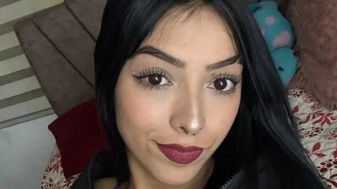 Watch MelissaWeyn’s Cam Show Live