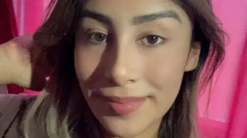 Watch NovaQuenn’s Cam Show Live
