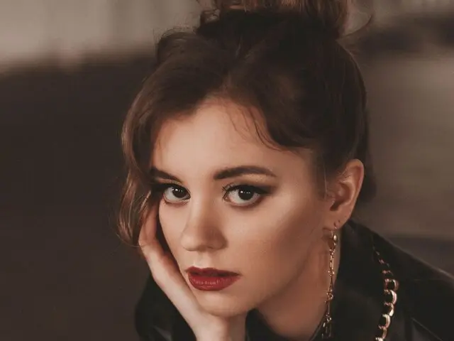 Watch RubiFlame’s Cam Show Live