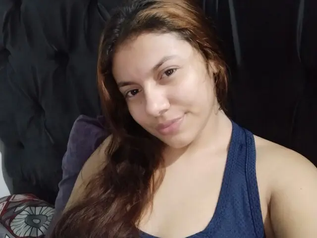 Watch Sandrith’s Cam Show Live