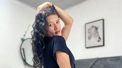 Watch SereneGardens’s Cam Show Live