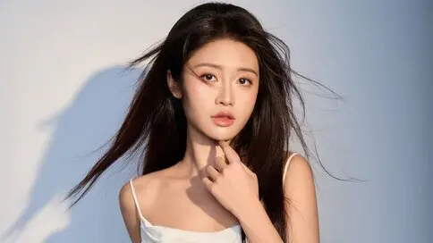 Watch ZhanLingling’s Cam Show Live