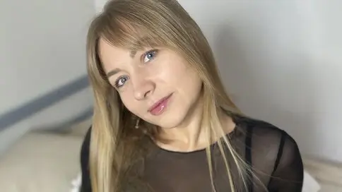 Watch JudyCat’s Cam Show Live