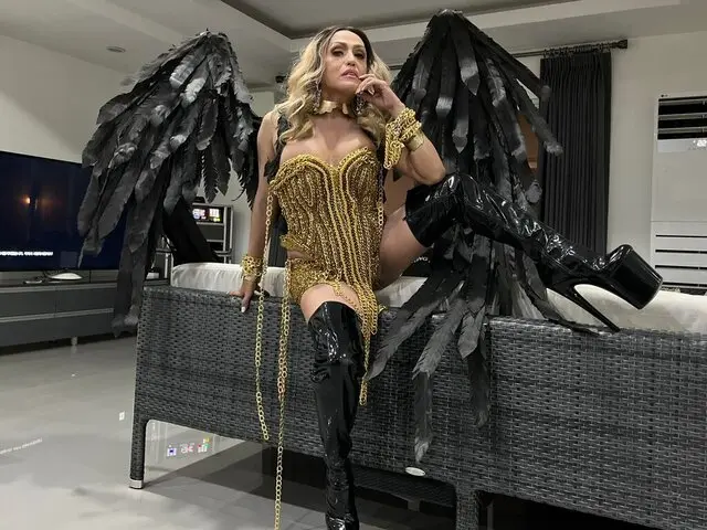 Watch AraArriesgado’s Cam Show Live