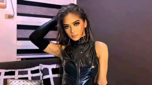 Watch MariaLucyJasmin’s Cam Show Live