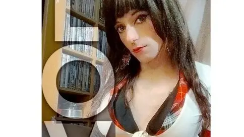 Watch RebeckaSmith’s Cam Show Live